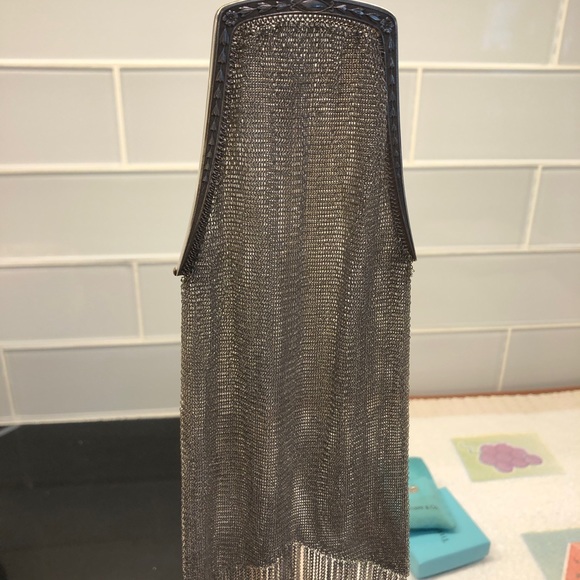 Whiting & Davis mesh vintage wristlet - Picture 7 of 12